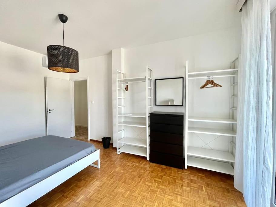Leia Home W/Private Parking In Old Town Trieste Exterior foto
